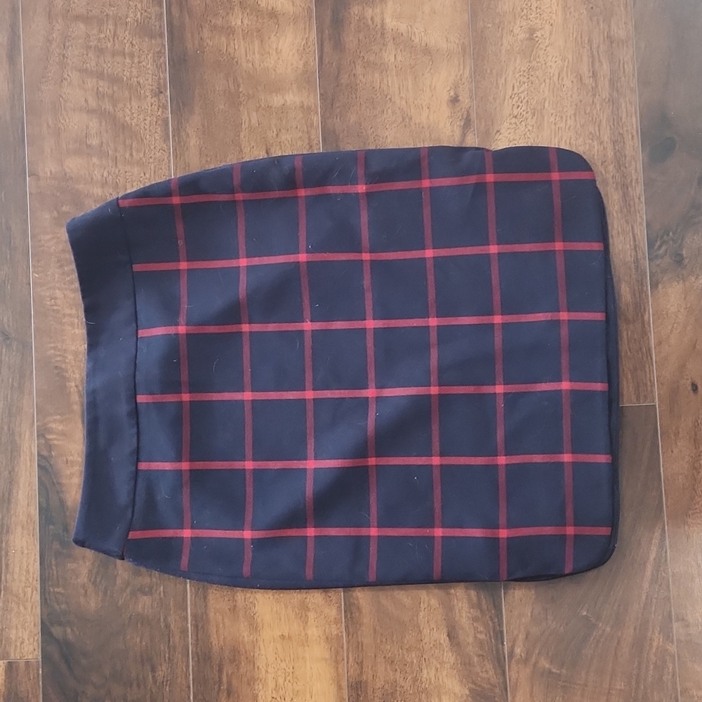 The limited brand Navy blue with red square pattern Size 0